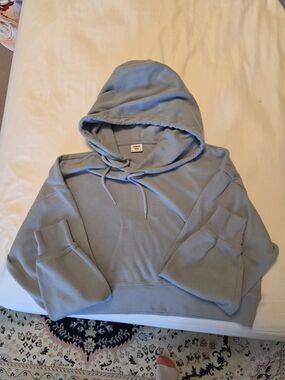 Aritzia,Sunday Best, Waffle-Knit Crop Hooded Pullover Sweater.